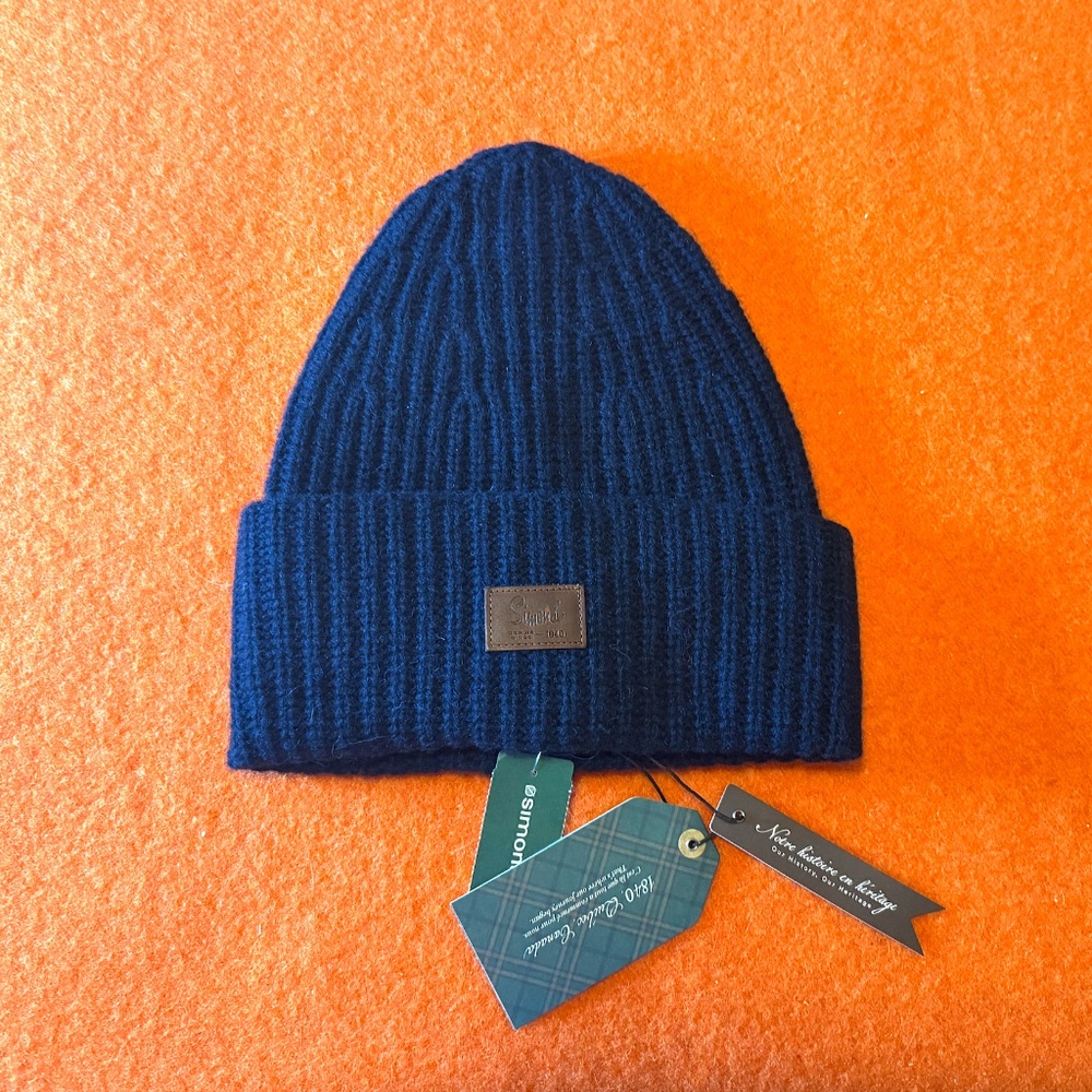 Simons navy blue ribbed pure recycled lambswool chunky tuque hat beanie NWT - Picture 2 of 11